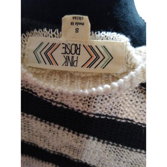 Pink Rose Tan And Black sweater Size S - Picture 2 of 6